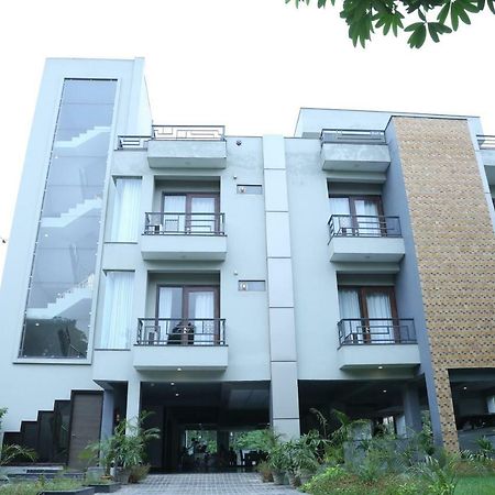Royal Residence On Sohna Road Delhi  Eksteriør billede